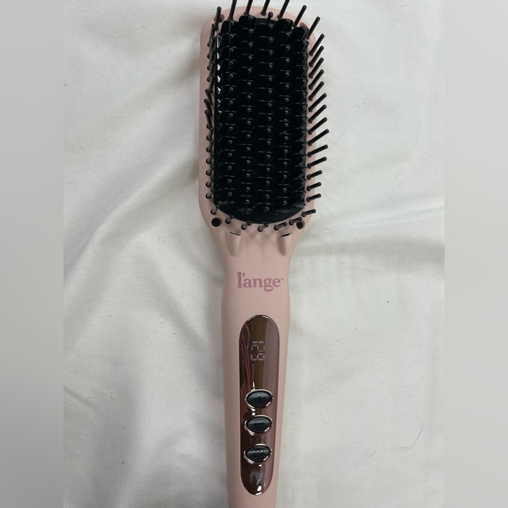 ⭐️L’ange straightening brush